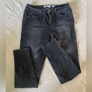 Wanna Betta Butt Mid Rise Skinny Jeans